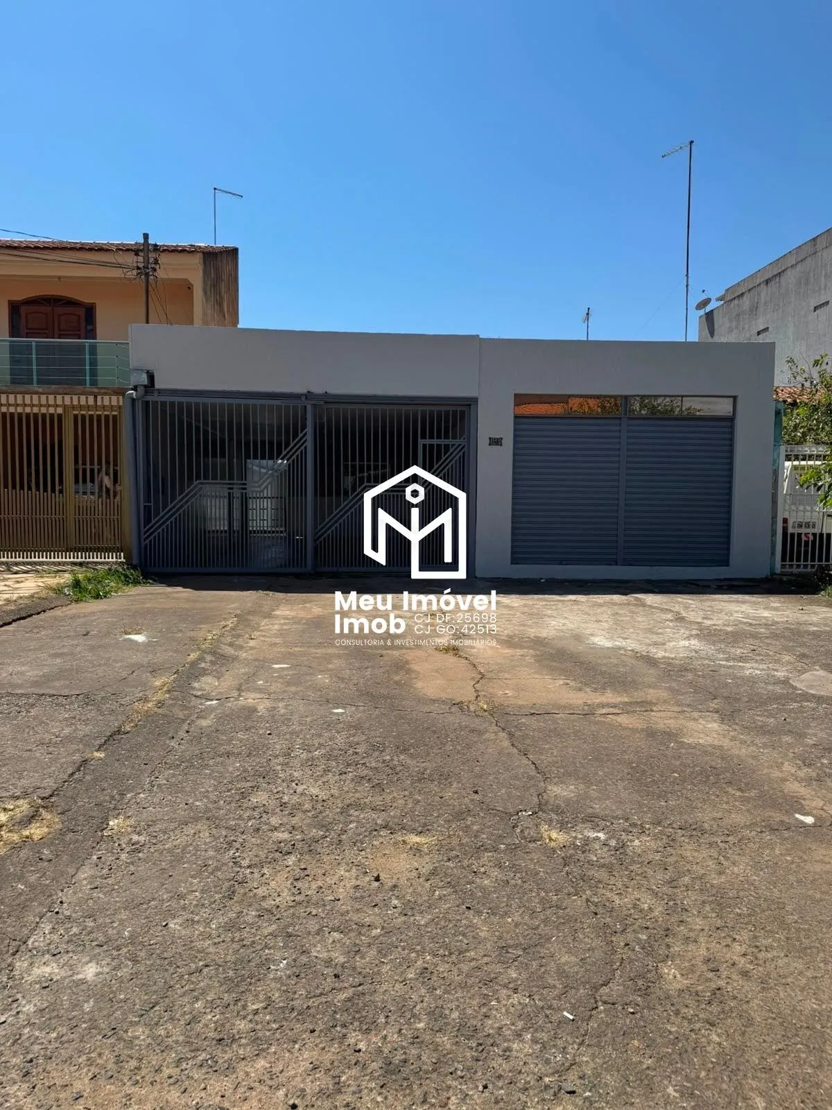 Imagem Casa 6 Quartos 1 Vaga 300m² Reformada Taguatinga/DF