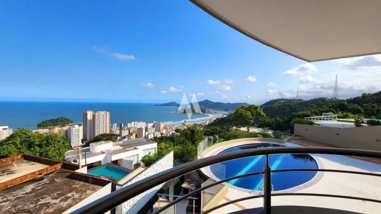 Imagem Casa de Alto padrão no morro Santa Terezinha em Santos