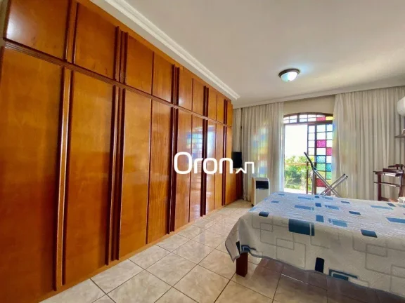 Imagem Sobrado à venda, 420 m² por R$ 1.300.000,00 - Santa Genoveva - Goiânia/GO