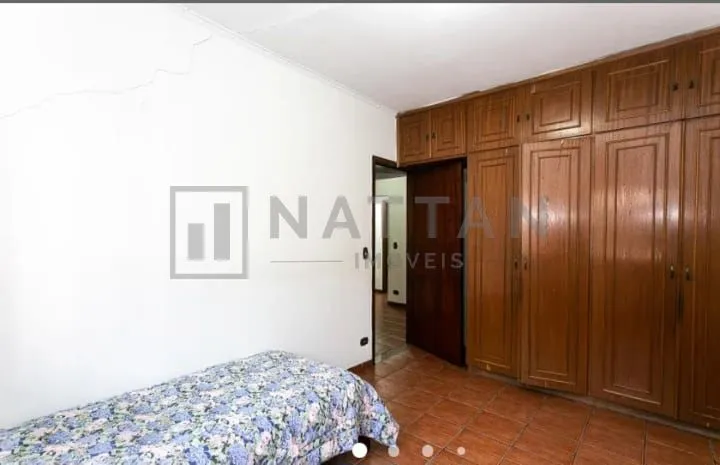 Imagem Casa à venda com 3 dormitórios, 4 banheiros, salão de festas e terreno de 208 m²