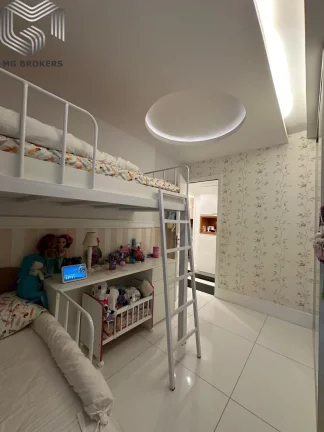 Imagem Cobertura de Luxo à Venda em Icaraí-RJ: 3 Quartos, 2 Suítes, 2 Salas, 3 Vagas. com piscina- 220m² de Puro Conforto!