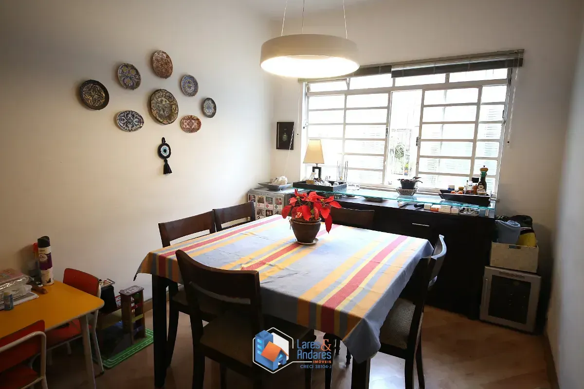 Imagem Casa para venda em Planalto Paulista com 5 quartos, sendo 3 suítes, 400m²