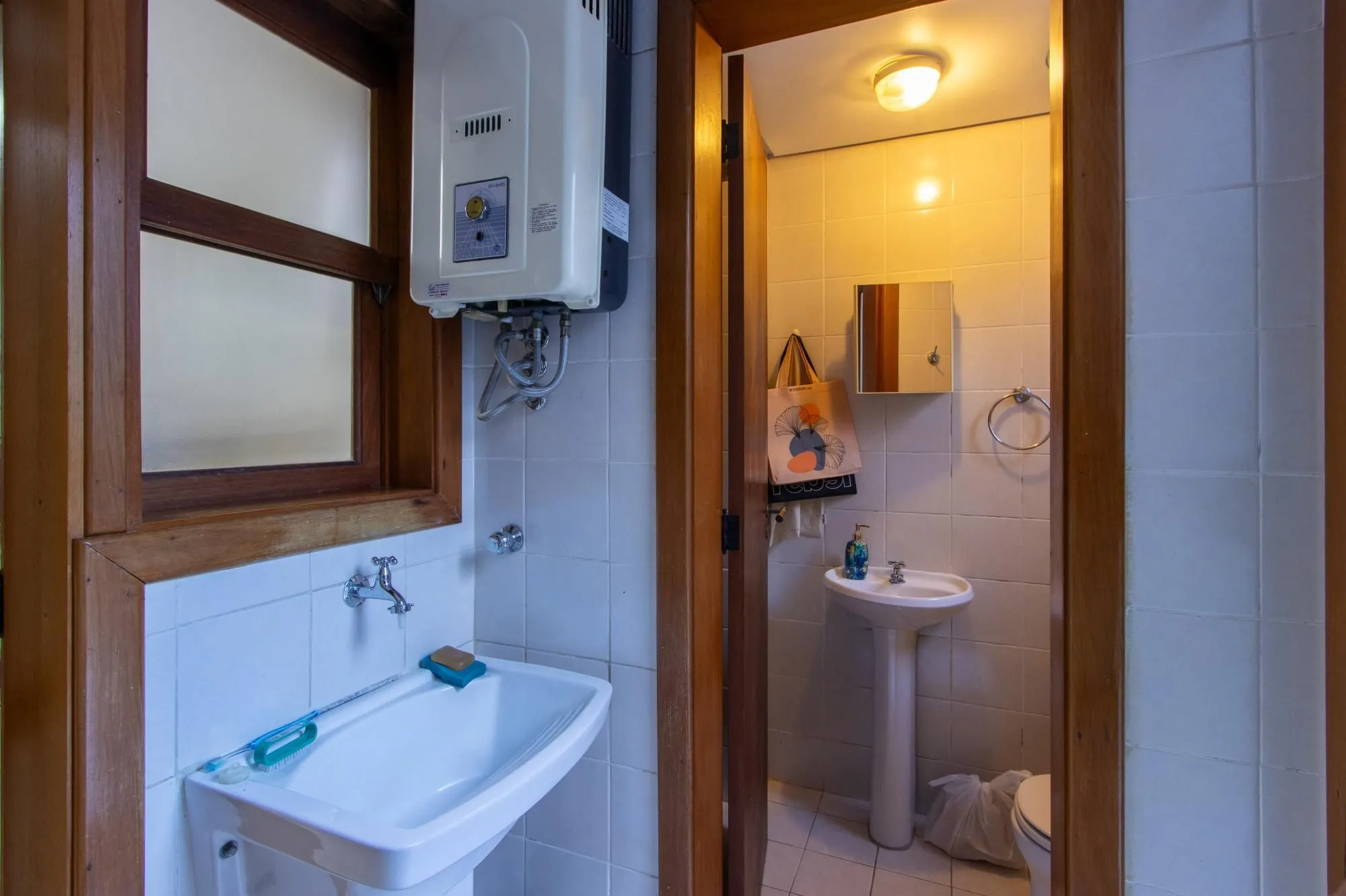 Imagem Apartamento de 4 dormitórios, 1 suíte e 2 vagas escrituradas - Bairro Ipanema.