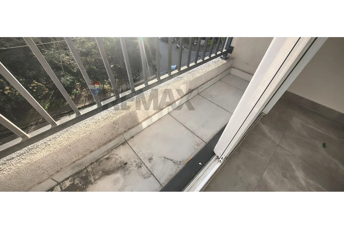 Imagem Aluga-se apartamento de 2 quartos, 1 banheiro, 1 vaga, no condomínio Dez Jacarepaguá, Anil próximo ao Parkshopping Jacarepaguá