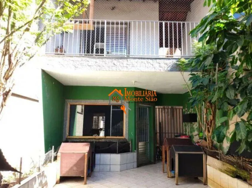 Imagem Sobrado com 3 dormitórios à venda, 170 m² por R$ 530.000,00 - Jardim Santa Clara - Guarulhos/SP