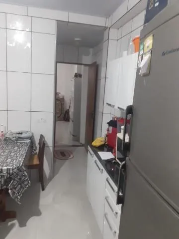 Imagem VENDA DE CASA NO JARDIM NICEA, EM ITAQUECETUBA/SP, OPORTUNIDADE 110m² com 2 quartos, sala de estar, varanda e garagem coberta. CONSULTE-NOS.