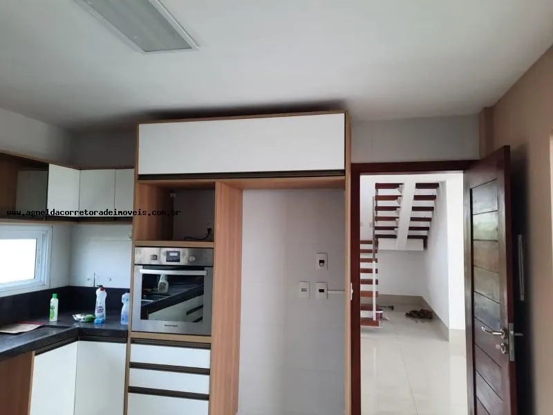 Imagem Casa em Condomínio para Venda em Parnamirim, Pium, 5 dormitórios, 4 suítes, 5 banheiros, 4 vagas