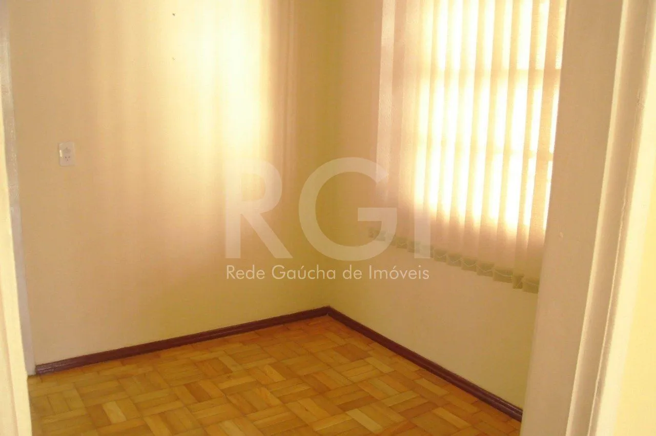 Imagem Casa com 2 Quartos e 1 banheiro à Venda, 124 m² Vila Jardim