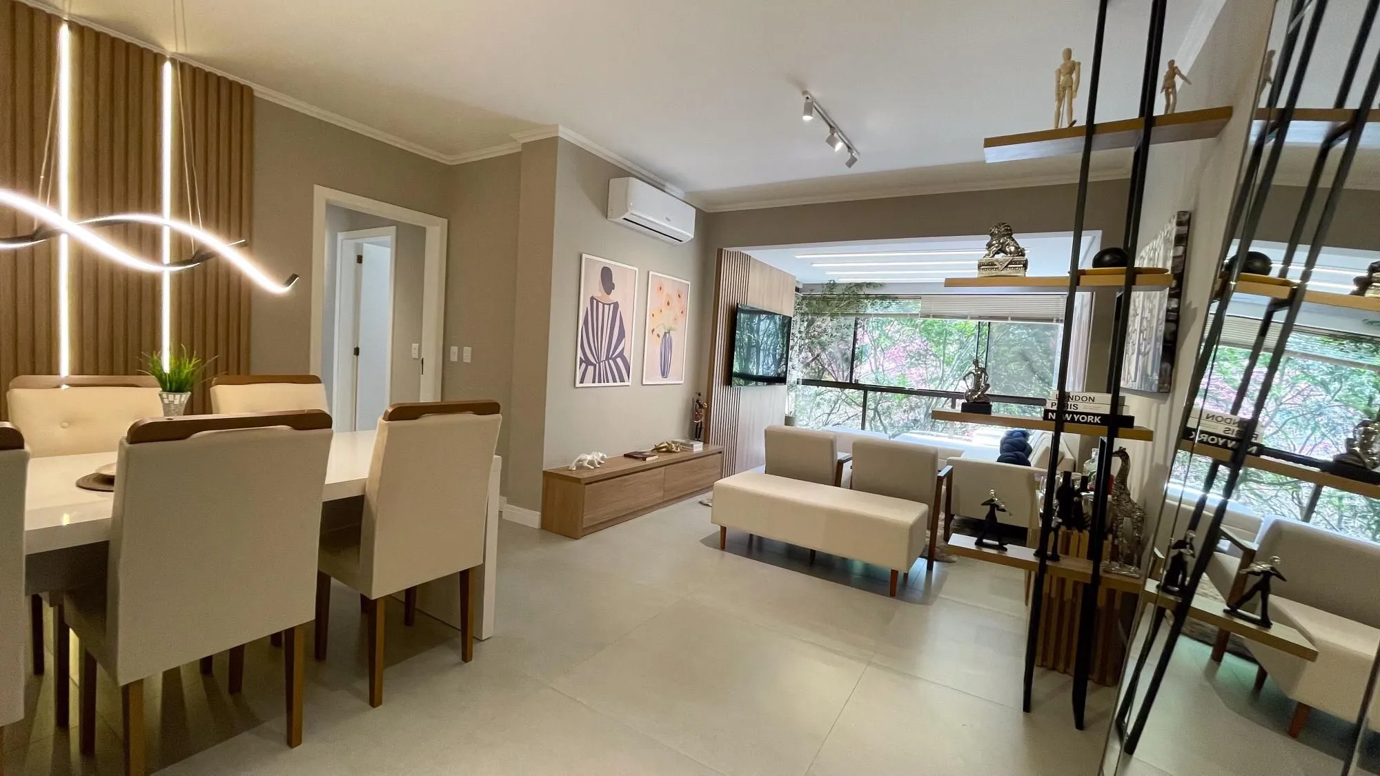 Imagem Vende-se apartamento com 3 quartos (1 suíte), 100m² e 1 vaga - Jardim Europa