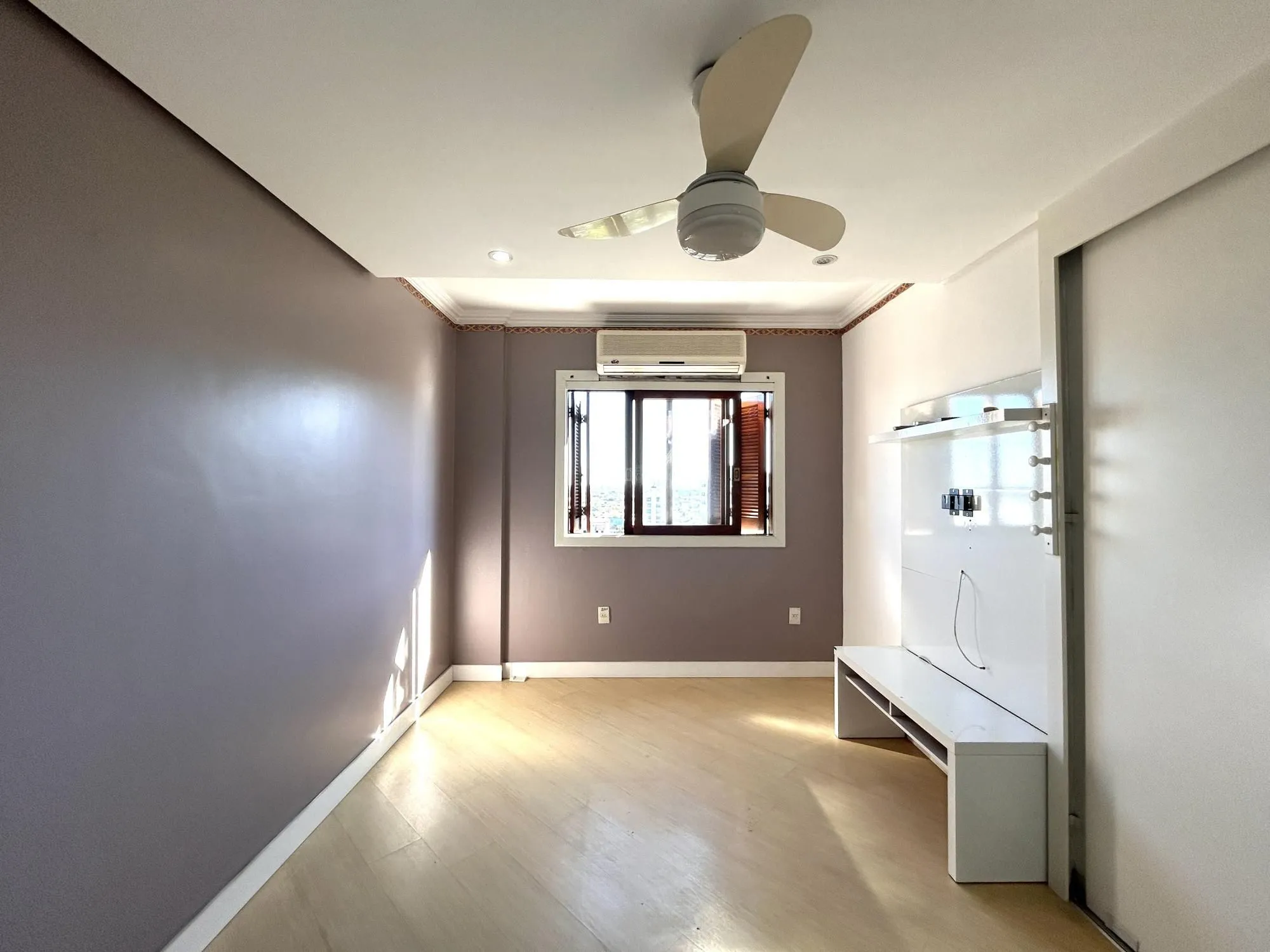 Imagem APARTAMENTO À VENDA - 3 DORMITÓRIOS - CENTRO / CANOAS