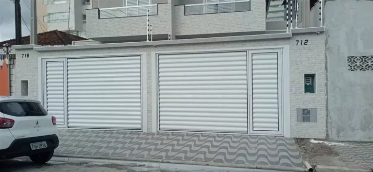 Imagem SOBRADO ALTO PADRAO COM PISCINA NA GUILHERMINA!!!