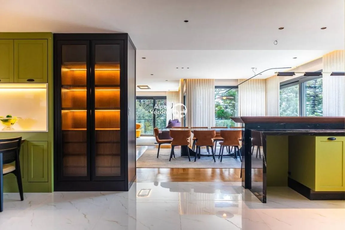 Imagem Apartamento à Venda em Planalto, Gramado - RS
