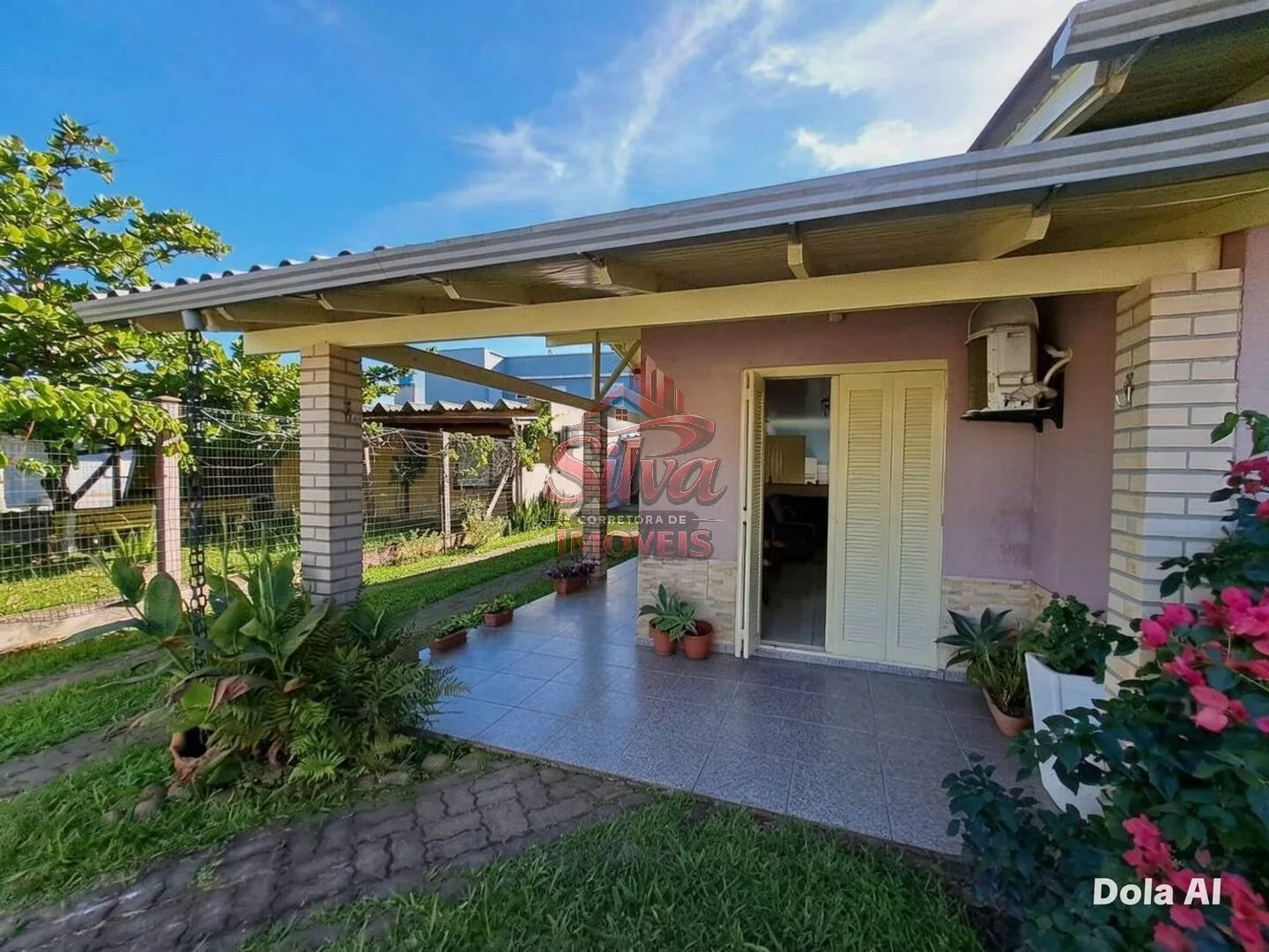 Imagem C304 | Casa com 2 Suítes e Anexo a 450 Metros do Mar