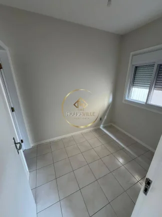 Imagem Sobrado, 4 Dormitórios(4 suítes), 300m², Condomínio Esplanada do Sol.