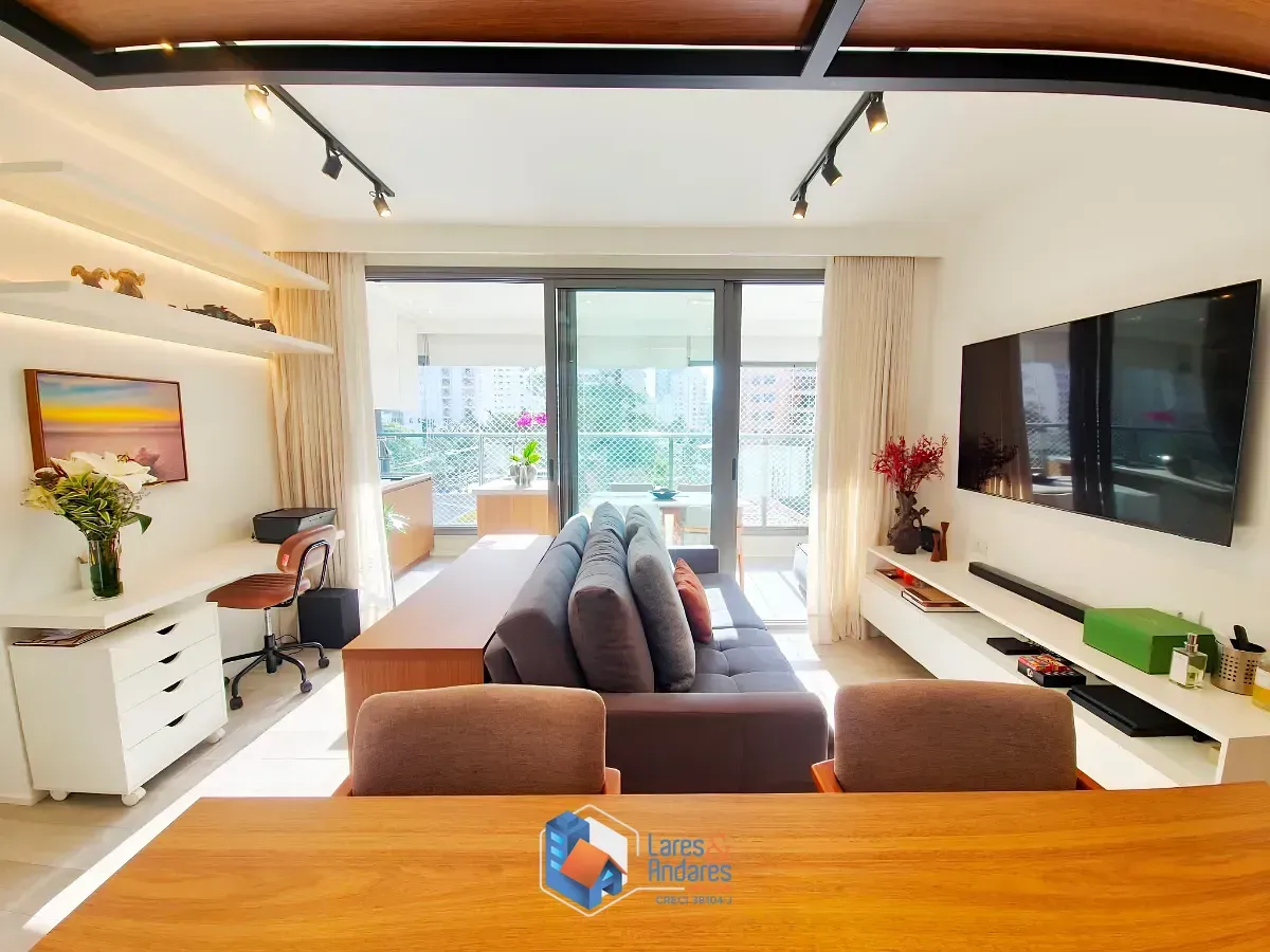 Foto do imóvel Apartamento para venda em Moema com 2 quartos, sendo 2 suítes, 74m² em Avenida Lavandisca