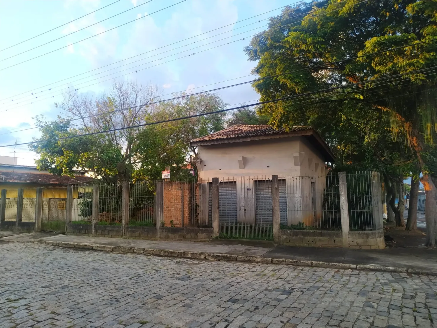 Imagem Terreno à venda 629M², Centro, Pindamonhangaba - SP