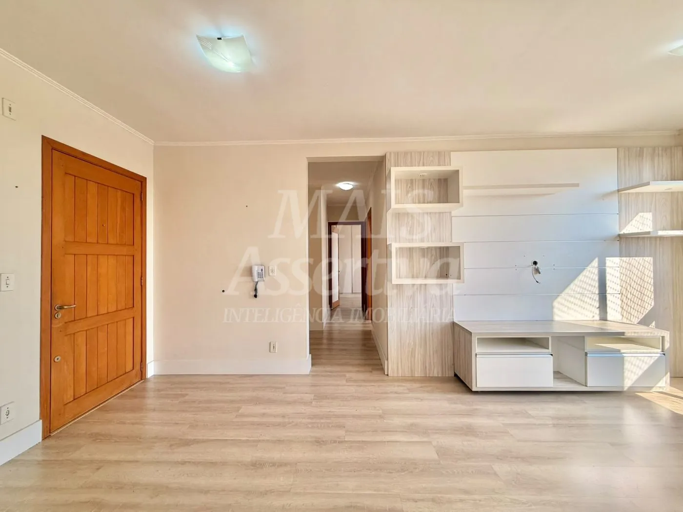 Imagem Apartamento semi mobiliado para venda no Edifício Downtown, Centro de Novo Hamburgo/RS.