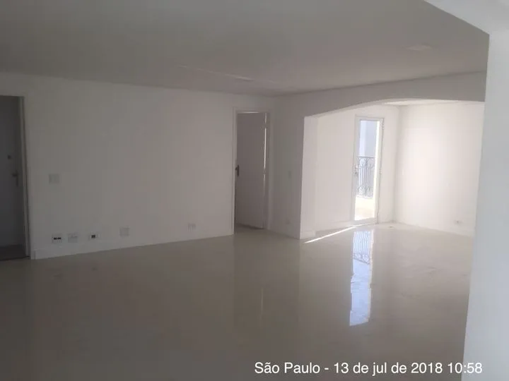 Imagem Apartamento com 3 Quartos para Alugar, 264 m² em Moema - São Paulo