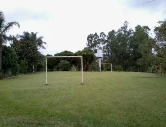 Imagem Descubra o Encanto Rural: Chácara dos Sonhos em Cruz do Cedro, Quadra/SP Seu Refúgio Perfeito na Natureza por Apenas R$ 650 Mil