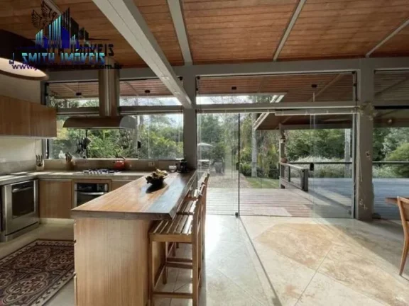 Imagem Casa LINDA TÉRREA! Impecável. Elementos rústicos! 3 suítes. Terreno 2.500m²