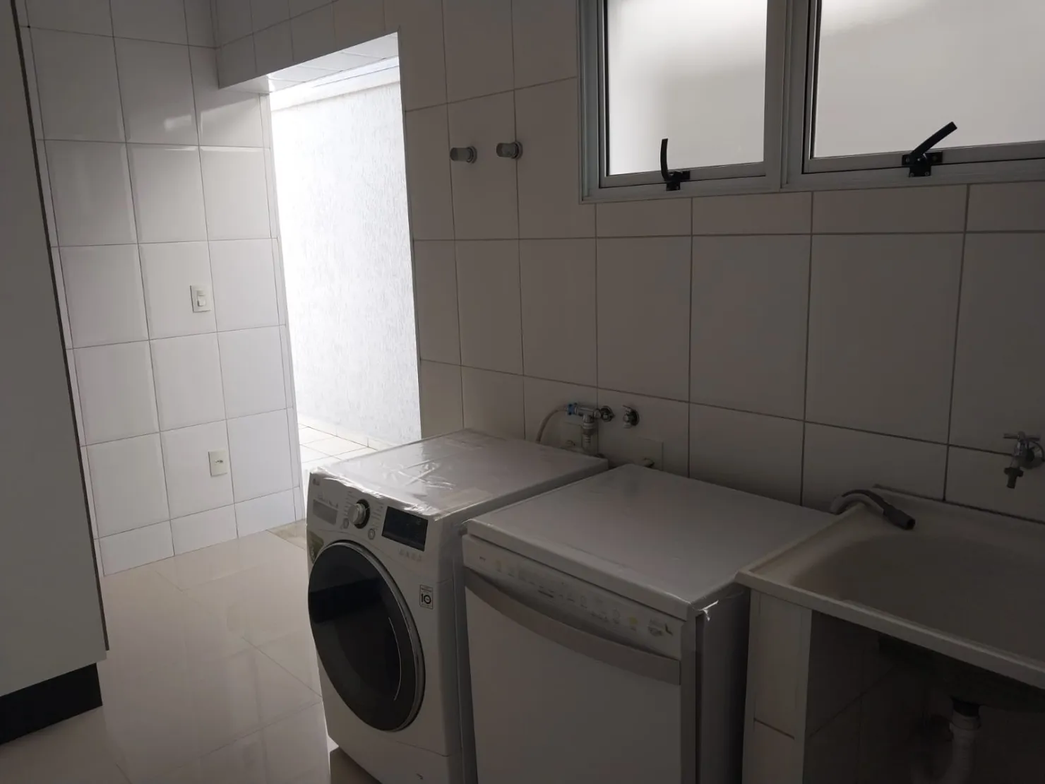 Imagem Casa à venda 4 Quartos, 2 Suites, 2 Vagas, 360M², Jardim dos Estados, Taubaté - SP | Recanto do Estados