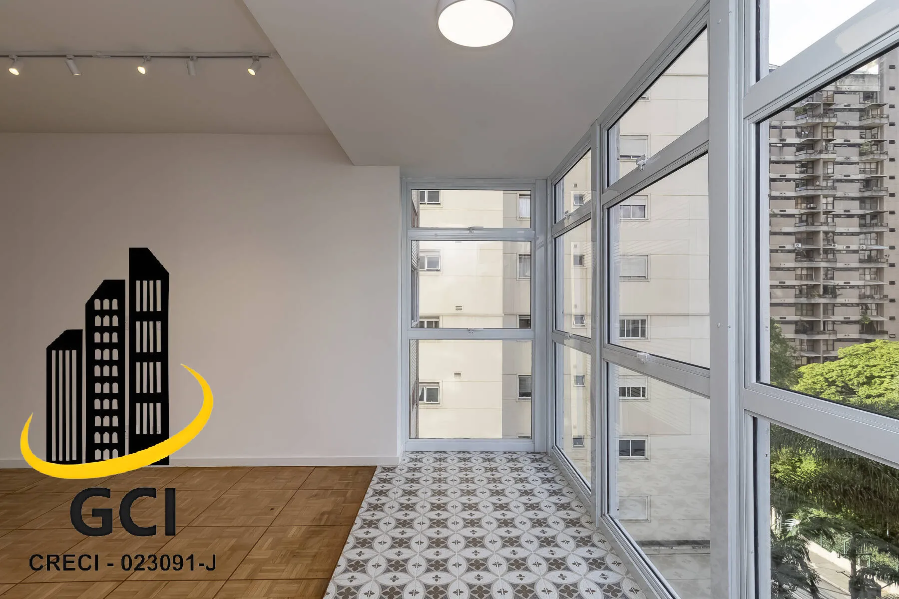 Imagem 141m2 reformado, com 3 suítes, e ao lado do Dante