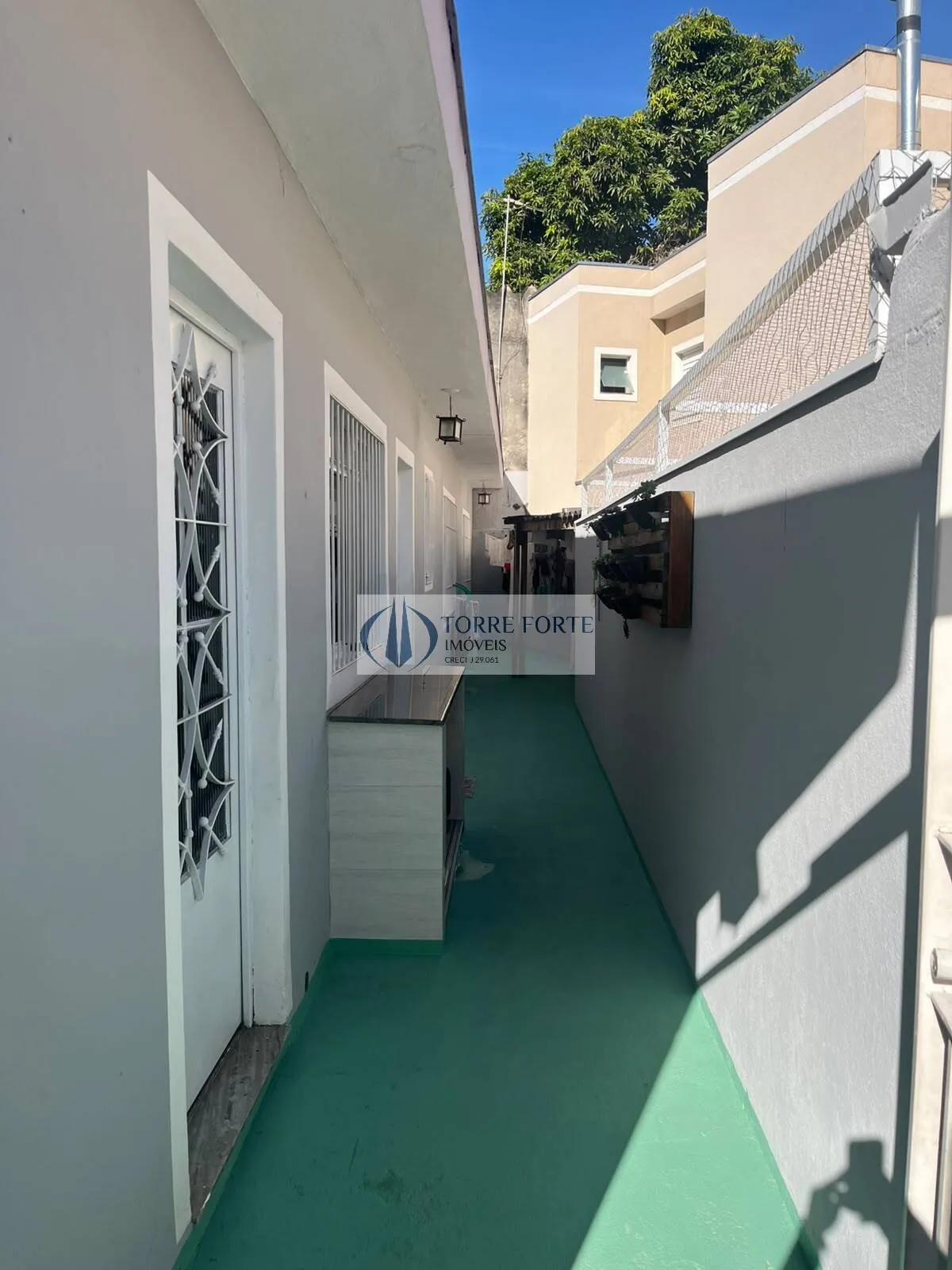 Imagem Terreno com casa pequeno na Vila Formosa