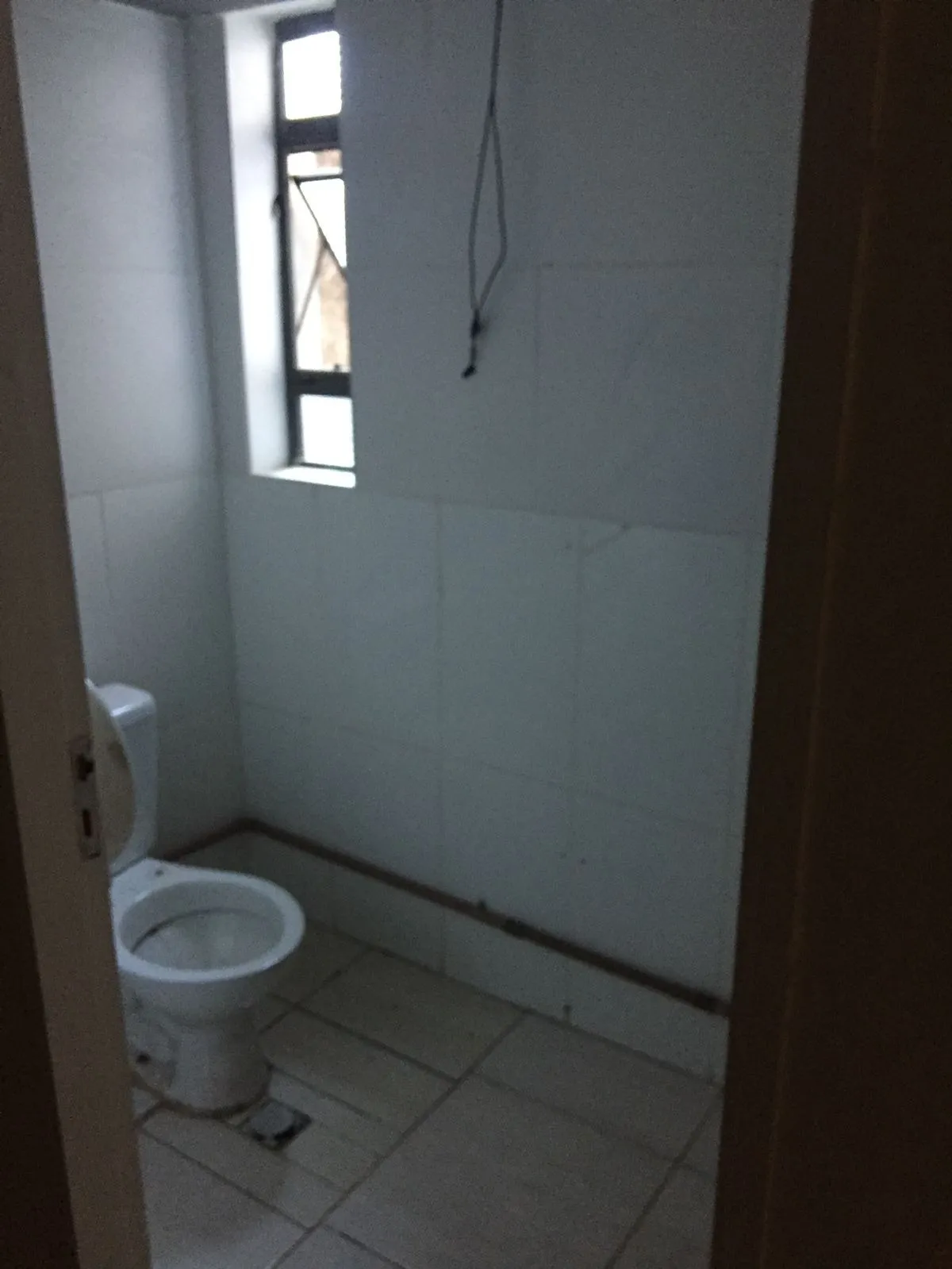 Imagem Salão Comercial para Locação no Centro de Sorocaba-SP: 1 Sala, 4 Banheiros, 164m² de Área
