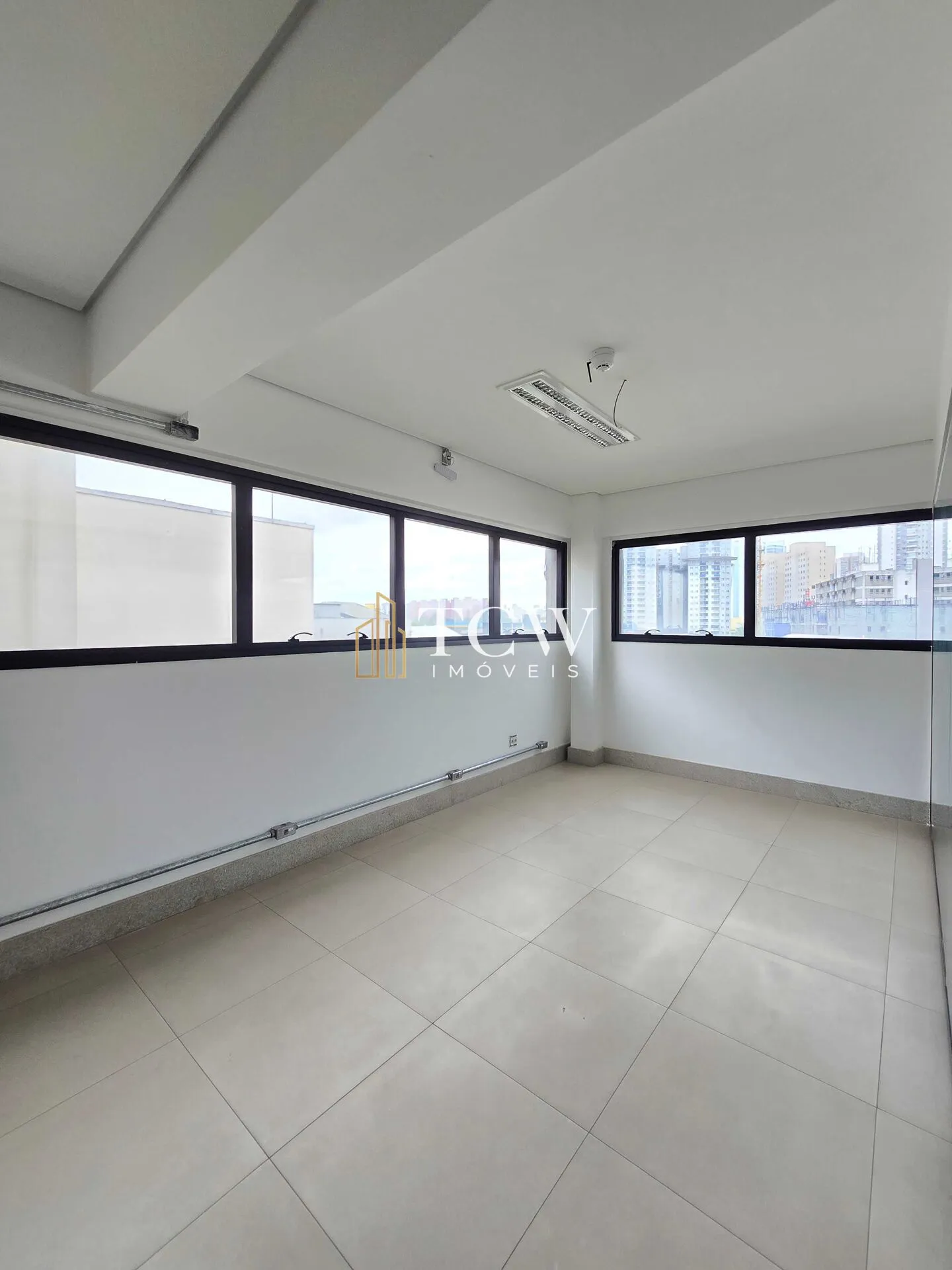 Imagem Galpão Logístico/Salão Comercial para Locação | 3.185m2 | Barra Funda/Sp