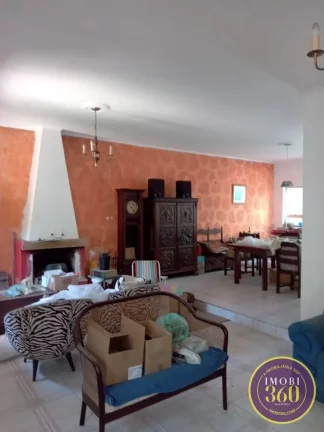 Imagem Excelente casa térrea no Parque do Carmo