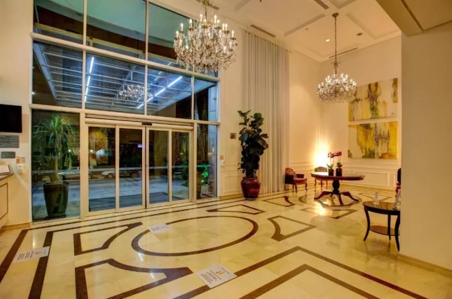 Imagem Flat disponível para venda no Quality Suites Oscar Freire em Pinheiros, com 30m², 1 dormitório e 1 vaga
