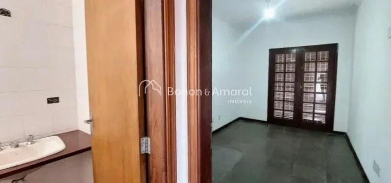 Imagem Sobrado com 3 dormitórios, sendo 2 suítes à venda no Parque Taquaral ? Campinas/SP

Excelente sob...