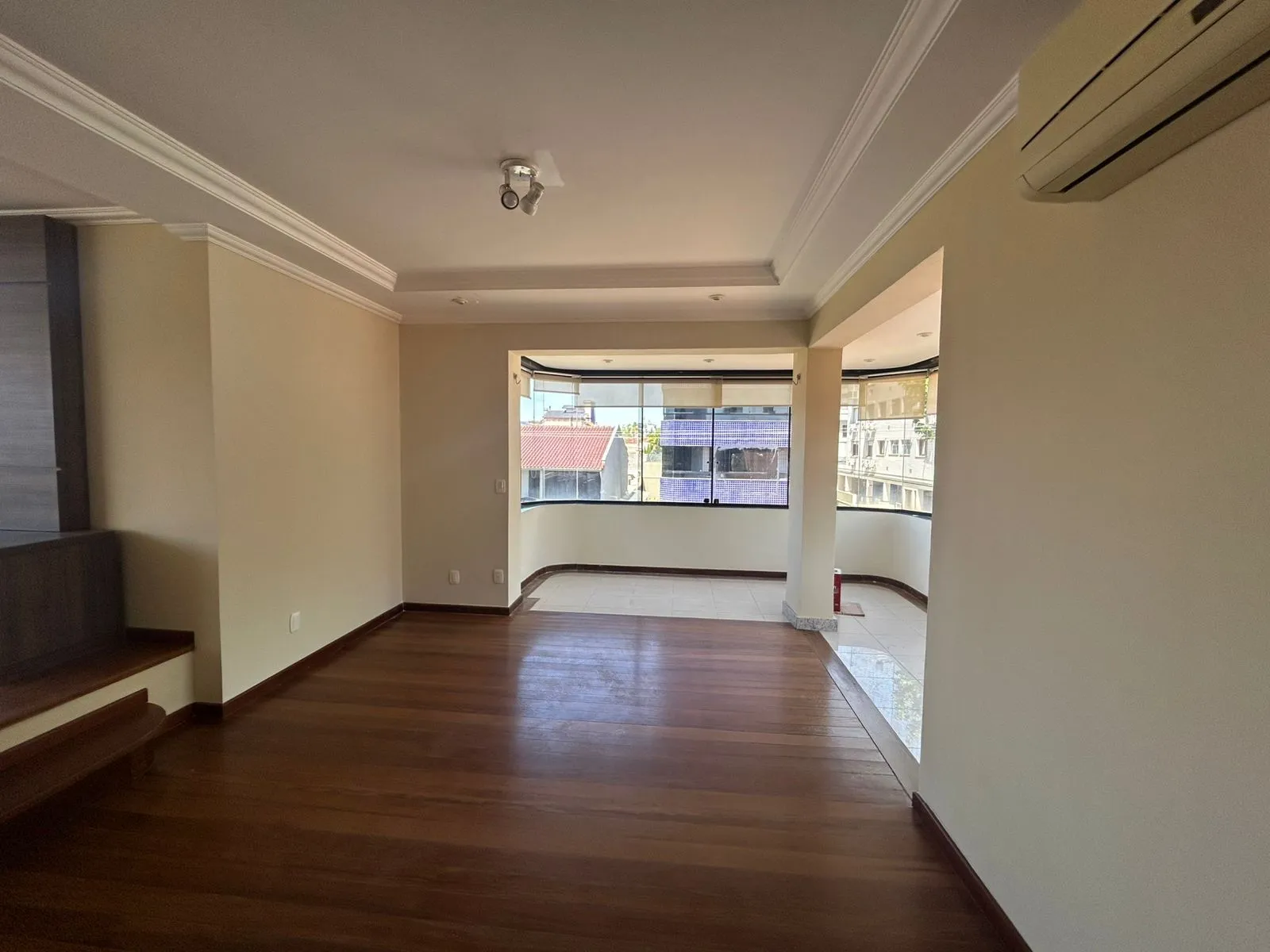 Imagem Apartamento 4 dormitórios • 172 m² privativos • Suíte com hidromassagem • Jardim Lindóia