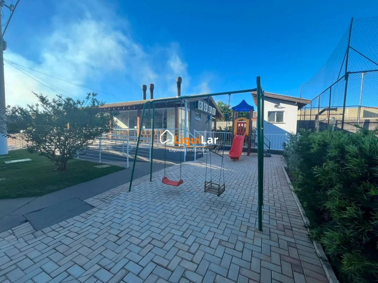 Imagem Condomínio Villas de Saragoça | Porteira Fechada, 2 Quartos, Suíte e Sacada Gourmet