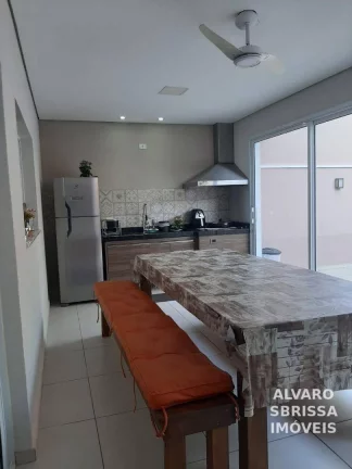 Imagem Linda casa com três suítes a venda no Vilage Moutonnnee em Salto SP