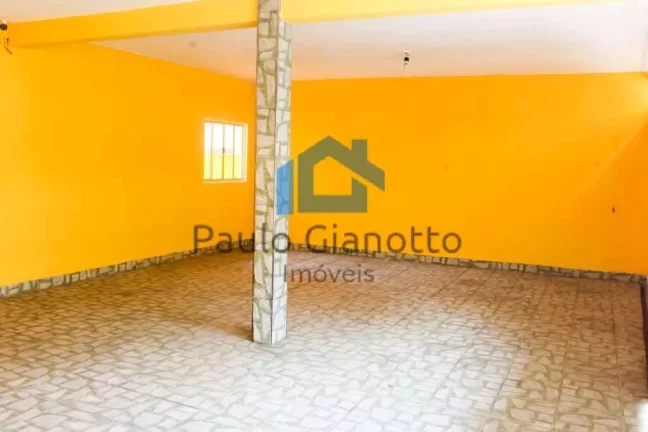 Imagem Imóvel à venda com 03 casas independentes em Cotia
