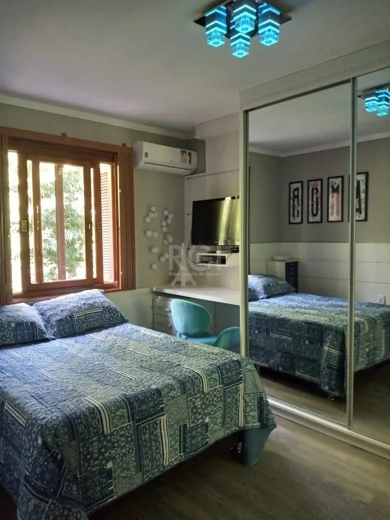Imagem Casa Condominio para Venda - 122.43m², 3 dormitórios, sendo 1 suites, 2 vagas - Cristal