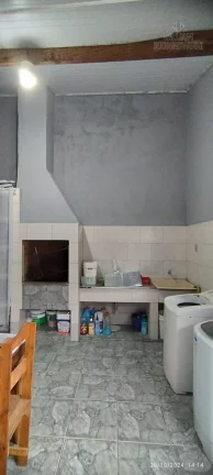 Imagem Casa Geminada à Venda - Maracanã | Praia Grande | 300m da Praia | R$ 450.000