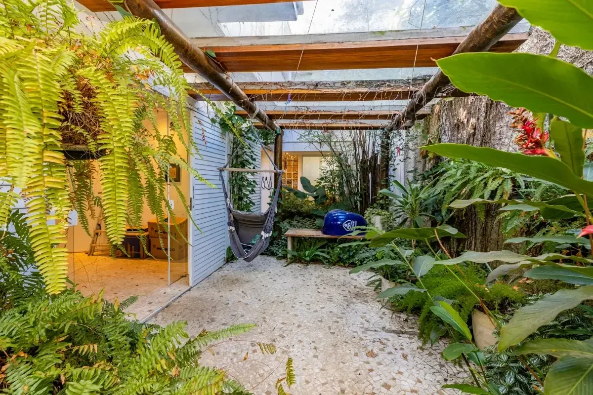 Imagem Casa com 5 Quartos à Venda, 300 m² em Continental - Osasco