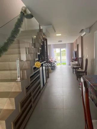 Imagem Casa de praia à venda 6 quartos Praia Zimbros Bombinhas SC