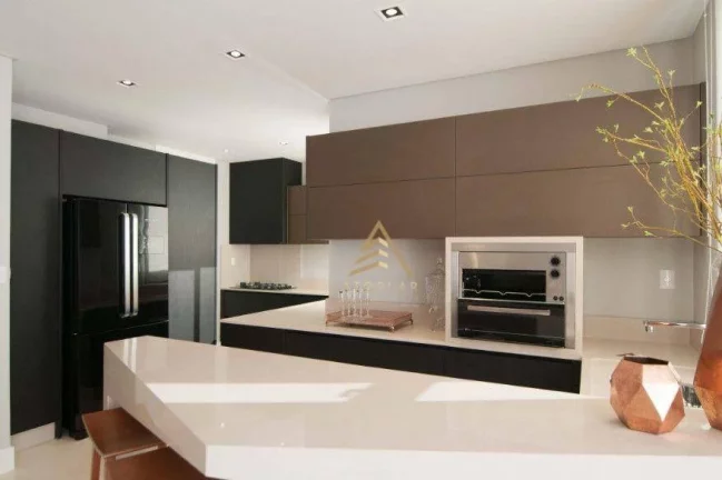 Imagem Apartamento com 3 dormitórios à venda, 153 m² por R$ 5.951.115,13 - Centro - Balneário Camboriú/SC