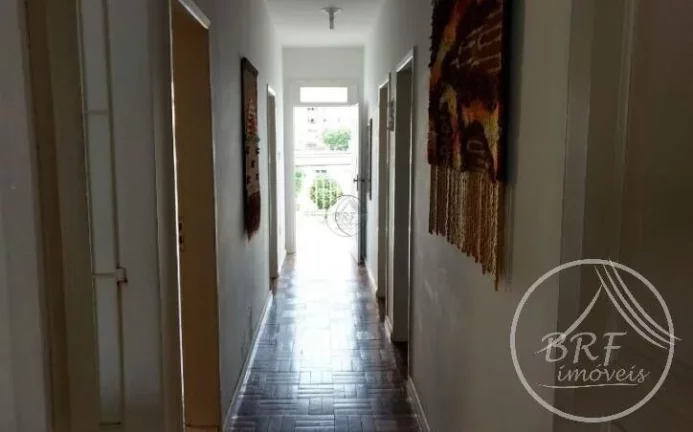 Imagem Excelente Casa Grande Potencial Residencial e Comercial- Balneário/Estreito