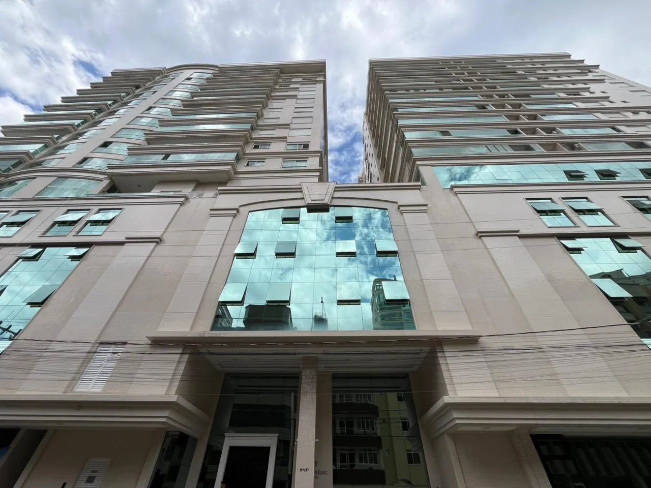 Foto do imóvel Apartamento com vista para o mar à venda com 209m2 por R$ 4.200.000,00