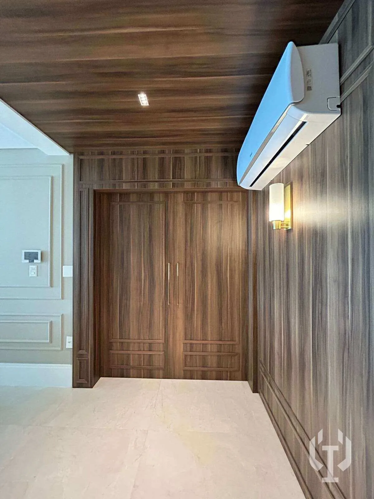 Imagem Apartamento à venda, no CARTIER em Itapema, Meia Praia, com 4 quartos, 180m2