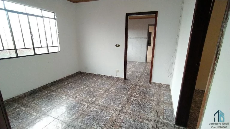 Imagem Casa a venda 03 quartos , 04 vagas no Bairro Alto em Curitiba PR