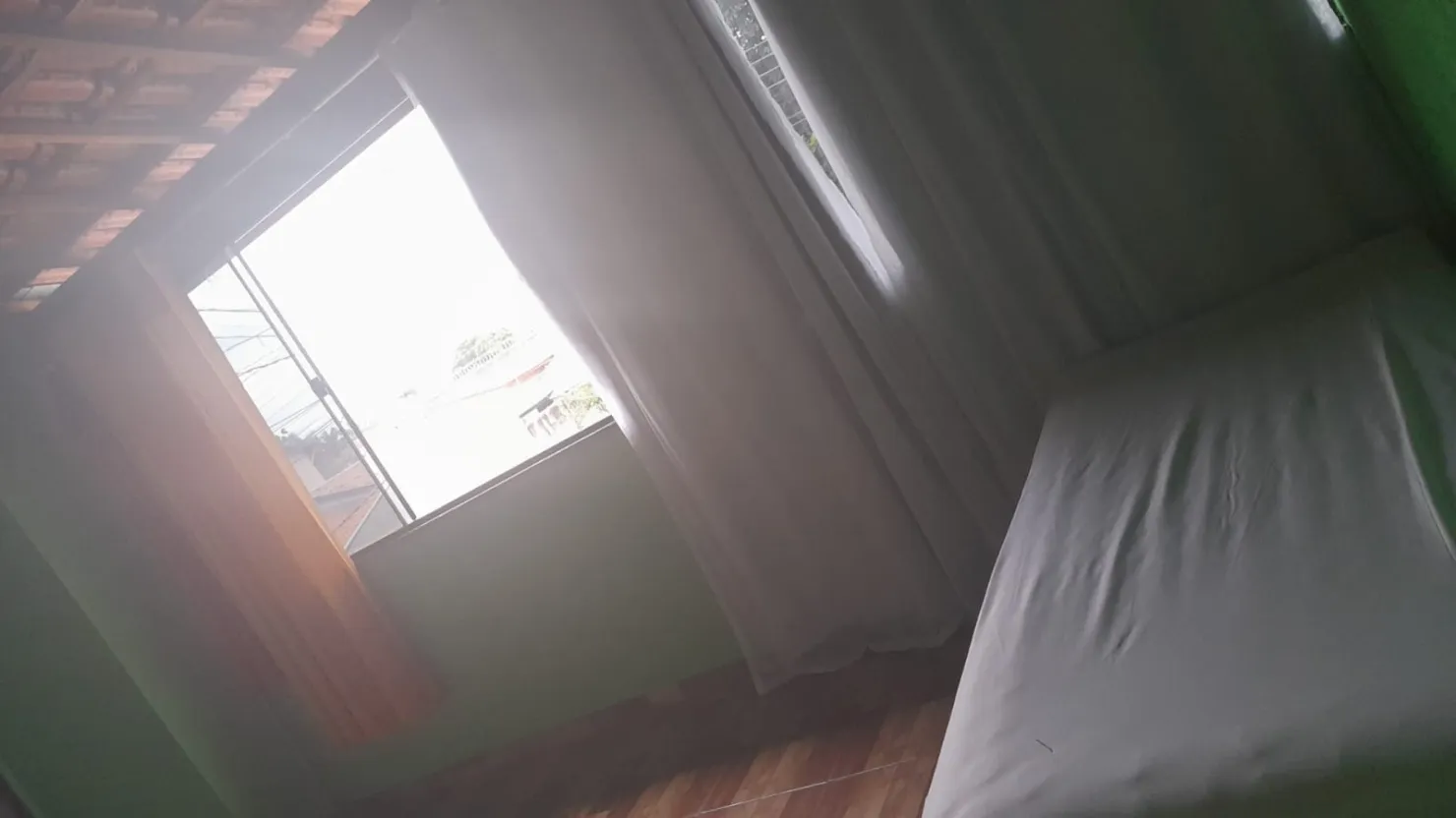 Imagem Casa à venda 5 Quartos, 2 Vagas, 144M², Laerte Assunção, Pindamonhangaba - SP