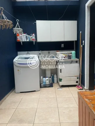 Imagem Sobrado para Venda em Santo André / SP no bairro Jardim Santo Antônio
