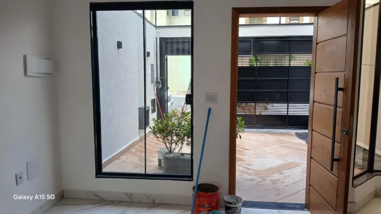 Imagem Sobrado à venda em excelente localização da zona leste, apenas 5 minutos do Metrô Patriarca!!