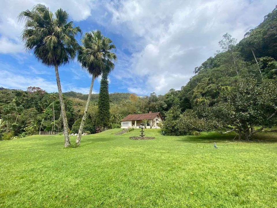 Imagem Casa para Venda em Teresópolis / RJ no bairro Canoas