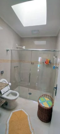 Imagem CASA EM 2 LOTES COM 5 DORMITÓRIOS E PISCINA